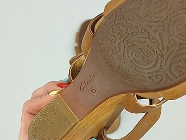 ccc sandalki: Clarks, Sandały damskie, rozmiar 39 — 6