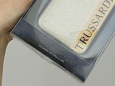 too: Phone case, condition - Perfect — 4