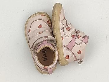 szorty oversize: Buciki niemowlęce, 23, stan - Bardzo dobry — 1