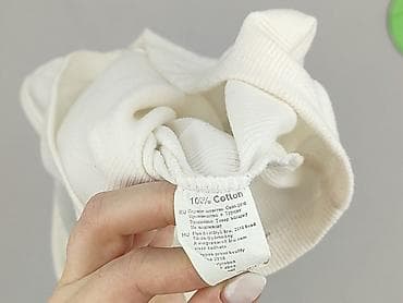 basic top zara: Футболка жіноча, розмір S на lalafo.pl — 4 basic top zara: Футболка жіноча, розмір S — 4