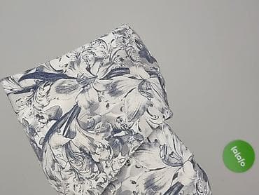 ubranie: Bluza damska
, rozmiar M — 5