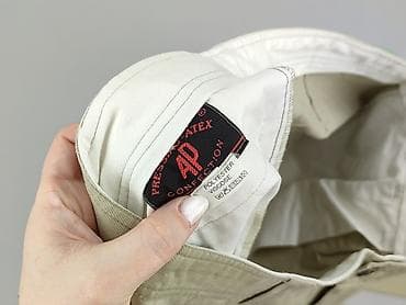 lata 2000: Męskie spodnie materiałowe w kolorze beżowym (piaskowym). - Krój — 4