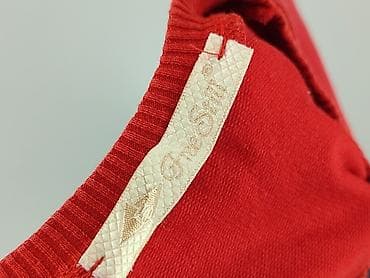 obcisla koszulka: Bluza damska
, rozmiar L — 4