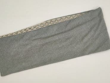 h: Tube scarf, Female, condition - Very good — 1