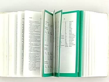 Książki: Książka, gatunek - Edukacyjna, stan - Bardzo dobry — 3