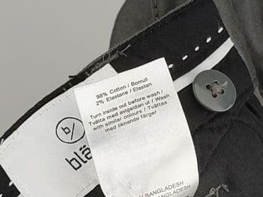 koszulka z dekoltem w serce: Chinosy dla mężczyzn, M — 5