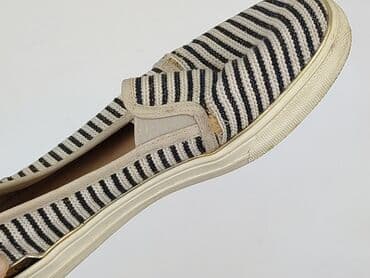 tk maxx klapki: F&F, Półbuty damskie, rozmiar 40 — 8