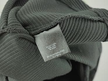 baskinką na bluzce: Top damski, rozmiar M — 6