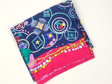 h: Scarf, Female, condition - Perfect — 1