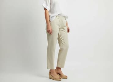 biale buty skarpetkowe: Cotton Traders, Spodnie materiałowe damskie, rozmiar M — 7