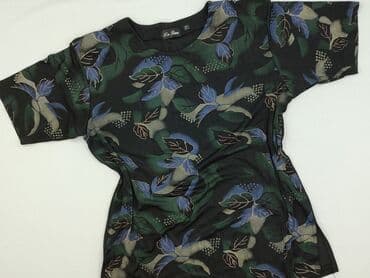 Women's blouse, size M