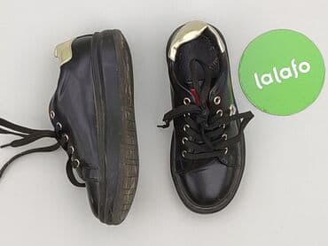 czarna spódniczka z falbankami: Buty sportowe 31, Używany — 4