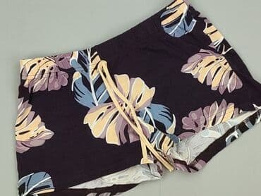 krótkie spodenki i nogi z cellulitem: Szorty damskie, M — 1