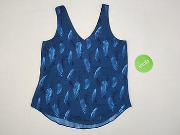 Women`s top, size M — 2