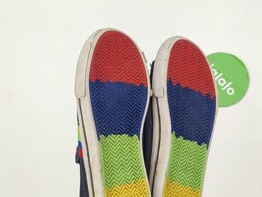 kapcie eevee: Buty sportowe 31, Używany — 4