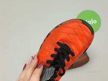 barca koszulki: Buty sportowe 32, Używany — 7