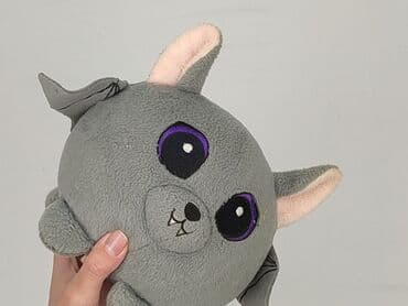 Mascots: Mascot Bat, condition - Very good — 4