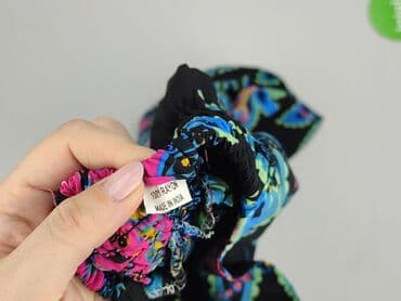 krótkie spodenki z szerokimi nogawkami: Spodnie damskie, rozmiar S — 4