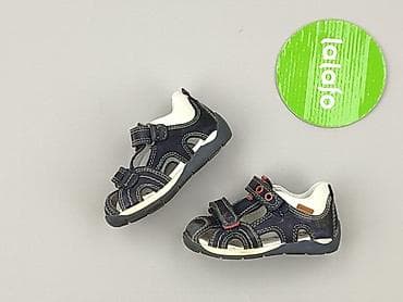 dresy dkny: Buciki niemowlęce, Lasocki, 19, stan - Bardzo dobry — 3