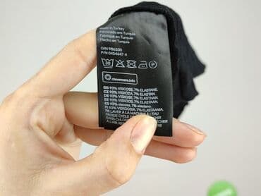 volcom t shirty: Футболка жіноча, розмір S — 4
