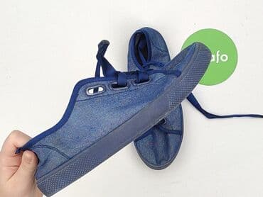 czarna sukienka i białe trampki: Trampki damskie, rozmiar 36 — 6