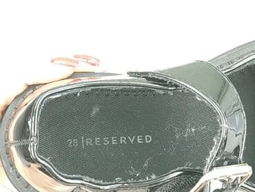 półbuty lakierowane na platformie: Półbuty Reserved, 28, Używany — 5