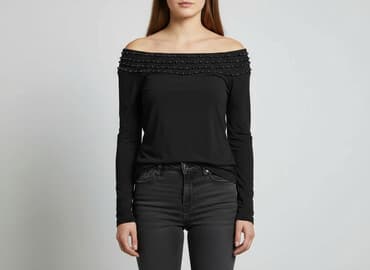 czarne bluzki z fredzlami: Bluzka damska, rozmiar S — 1