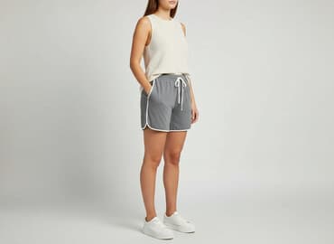 shein spodenki plus size: Shein, Szorty damskie, rozmiar 3XL — 1