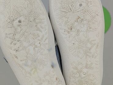 eleganckie sukienki w stylu boho: Trampki 28, Używany — 6