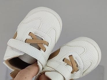 born2be ugg: Buciki niemowlęce, Reserved, 17, stan - Idealny — 7