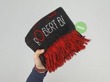 h: Scarf, Male, condition - Good — 4
