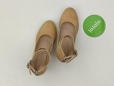 buty na ostrogi piętowe: Półbuty damskie, rozmiar 38 — 2