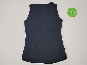 c and m: Women`s top, size M — 3