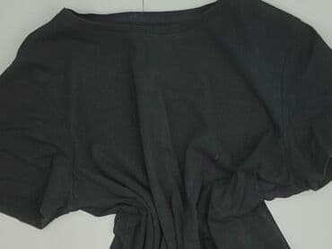 czarne koszulki damskie z nadrukiem: Футболка жіноча, розмір S — 1