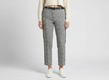 spodnie z kryształkami stradivarius: Stradivarius, Material trousers for women, size M — 1