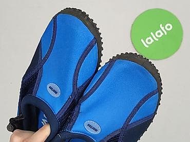 boho bluzka: Buty sportowe 32, Używany — 4