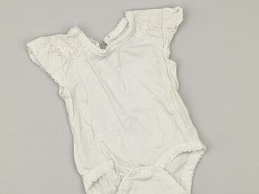 krótkie spodenki niemowlęce 74: Body, Pepco, 1-3 months, 
condition - Good — 1