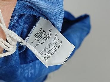 reserved beret: Ponczo damskie, rozmiar One size — 4