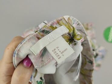 krótkie spodenki do grubych rajstop: H&M, Spodnie materiałowe damskie, rozmiar S — 4