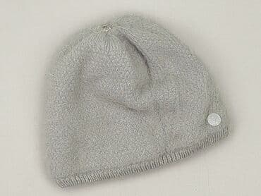 Hats and caps: Cap, Female, condition - Very good — 1