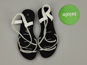 czarne sandały z pomponami: Sandals for women, size 37 — 2