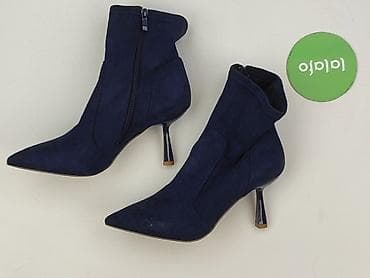 ccc nike dunk: Ботильйони та черевики жіночі, розмір 39 на lalafo.pl — 2 ccc nike dunk: Ботильйони та черевики жіночі, розмір 39 — 2