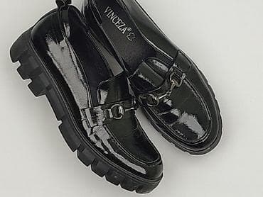 klapki pitbull 43: Czarne mokasyny damskie Vinceza - Model: mokasyny na masywnej — 1