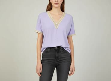 koszulki ideal z koronką: T-shirt damski — 1