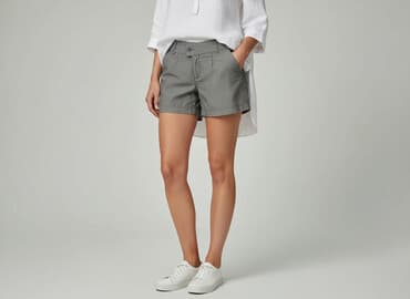 krótkie spodenki chino damskie: Chillin, Szorty damskie, rozmiar S — 6