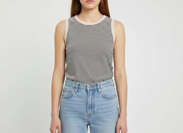 smyk pl buty: Sinsay, T-shirt damski, rozmiar XS — 7