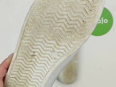 klapki żabka: Półbuty damskie, rozmiar 39 — 4