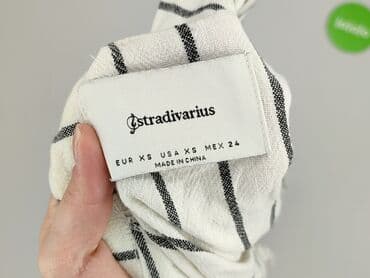 srebrne sukienki na imprezę: Stradivarius, Women's blazer, size XS (EU 34) — 4