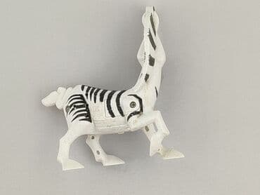 Świat dziecka: Figurka — 2