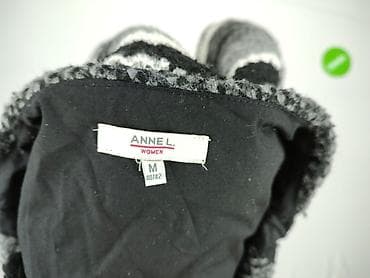 palto: Women`s coat, size M — 4